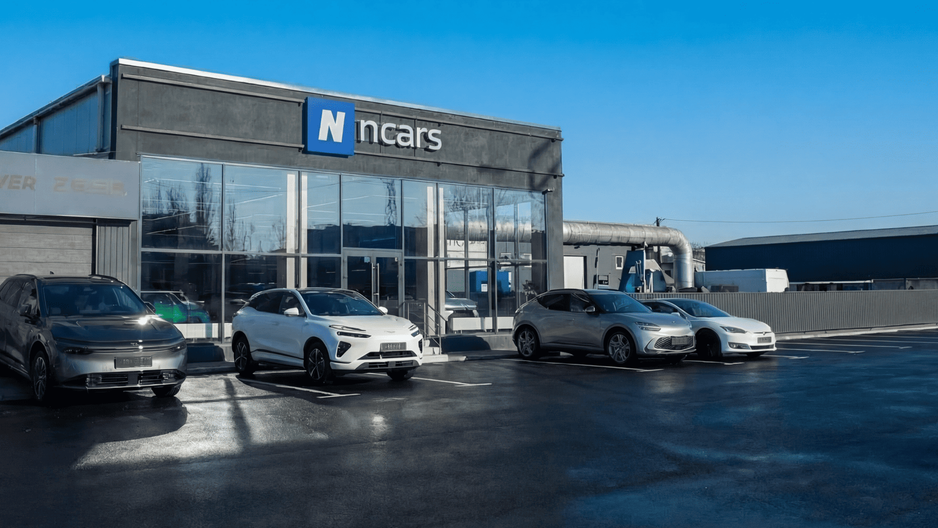 Автосалон Ncars у Києві